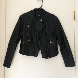Forever 21 Women's Leather Jacket  - Medium